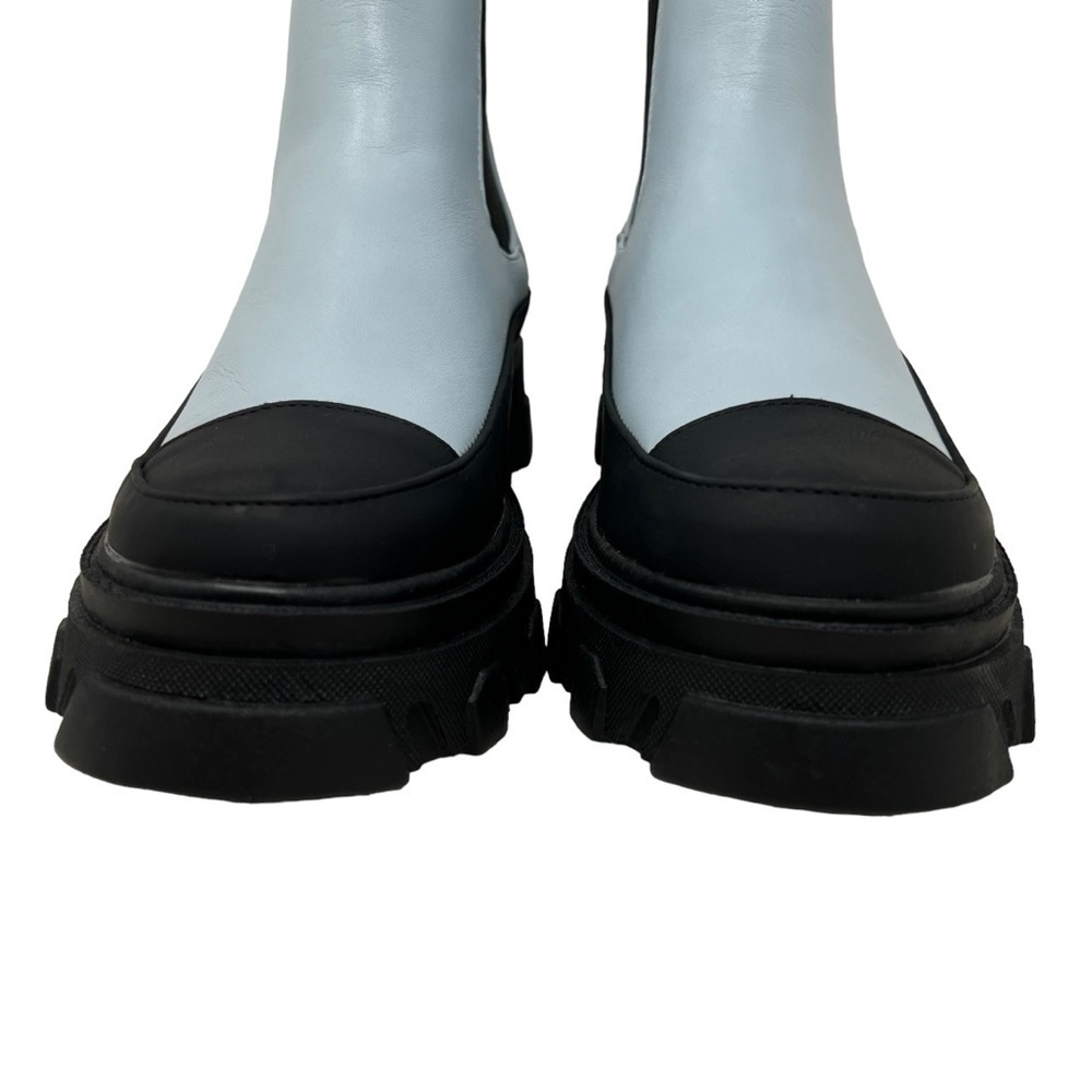 Portland Boots - Picture 6 of 11